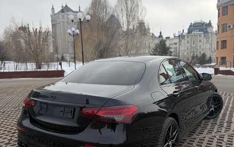 Mercedes-Benz E-Класс, 2021 год, 3 790 000 рублей, 2 фотография