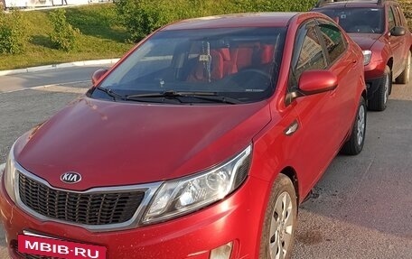 KIA Rio III рестайлинг, 2013 год, 499 000 рублей, 2 фотография