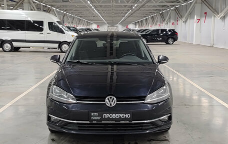 Volkswagen Golf VII, 2020 год, 1 799 000 рублей, 2 фотография