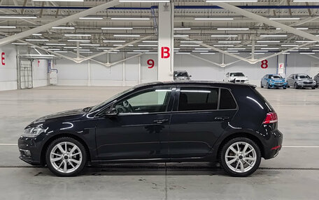 Volkswagen Golf VII, 2020 год, 1 799 000 рублей, 10 фотография