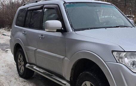 Mitsubishi Pajero IV, 2013 год, 1 850 000 рублей, 2 фотография