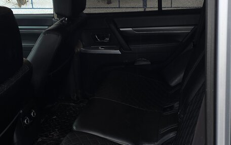 Mitsubishi Pajero IV, 2013 год, 1 850 000 рублей, 8 фотография