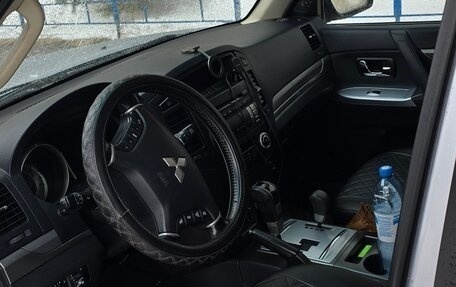 Mitsubishi Pajero IV, 2013 год, 1 850 000 рублей, 7 фотография