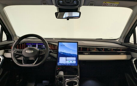 Geely Atlas, 2024 год, 3 190 000 рублей, 14 фотография