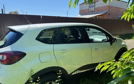 Renault Kaptur I рестайлинг, 2019 год, 1 300 000 рублей, 5 фотография