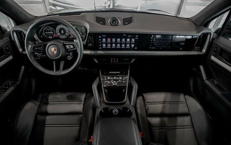 Porsche Cayenne III, 2024 год, 19 500 000 рублей, 17 фотография