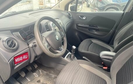 Renault Kaptur I рестайлинг, 2017 год, 1 375 000 рублей, 7 фотография