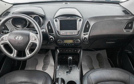 Hyundai ix35 I рестайлинг, 2014 год, 1 599 000 рублей, 10 фотография