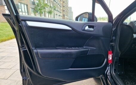Citroen C4 II рестайлинг, 2015 год, 750 000 рублей, 28 фотография