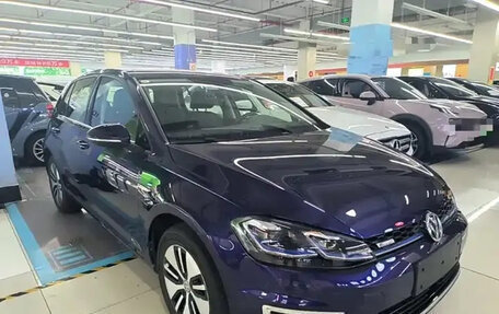 Volkswagen Golf VII, 2020 год, 1 267 010 рублей, 3 фотография