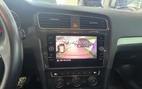 Volkswagen Golf VII, 2020 год, 1 267 010 рублей, 16 фотография