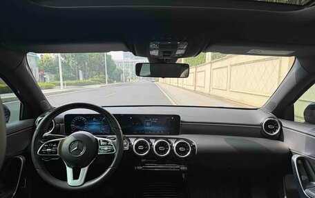 Mercedes-Benz A-Класс, 2021 год, 1 590 000 рублей, 8 фотография