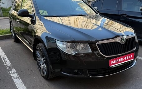 Skoda Superb III рестайлинг, 2012 год, 1 500 000 рублей, 1 фотография