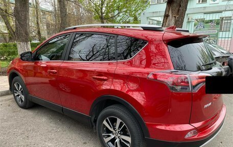 Toyota RAV4, 2017 год, 2 150 000 рублей, 3 фотография