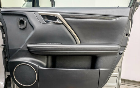 Lexus RX IV рестайлинг, 2016 год, 3 150 000 рублей, 26 фотография