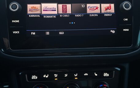 Volkswagen Tiguan II, 2020 год, 2 840 000 рублей, 12 фотография