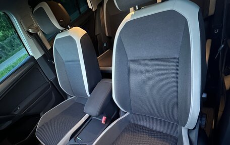 Volkswagen Tiguan II, 2020 год, 2 840 000 рублей, 17 фотография