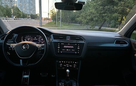 Volkswagen Tiguan II, 2020 год, 2 840 000 рублей, 15 фотография
