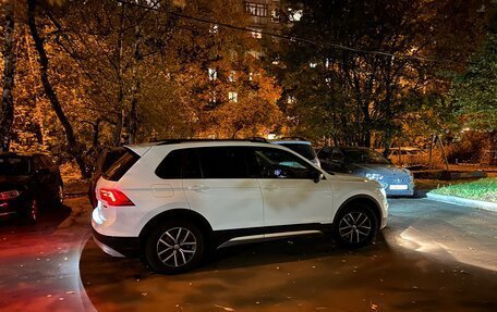 Volkswagen Tiguan II, 2020 год, 2 840 000 рублей, 26 фотография
