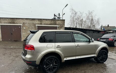 Volkswagen Touareg III, 2005 год, 865 000 рублей, 4 фотография