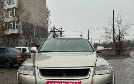 Volkswagen Touareg III, 2005 год, 865 000 рублей, 3 фотография