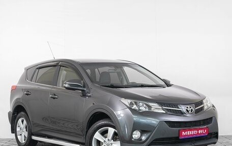 Toyota RAV4, 2015 год, 1 979 000 рублей, 1 фотография