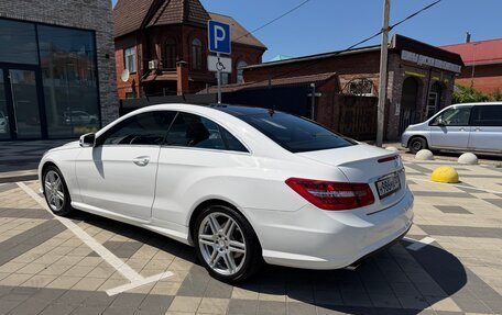 Mercedes-Benz E-Класс, 2012 год, 1 600 000 рублей, 7 фотография