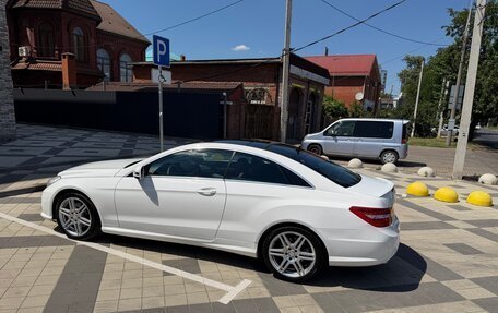 Mercedes-Benz E-Класс, 2012 год, 1 600 000 рублей, 8 фотография