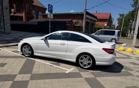 Mercedes-Benz E-Класс, 2012 год, 1 600 000 рублей, 9 фотография