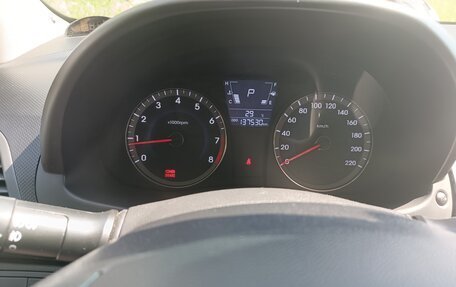 Hyundai Solaris II рестайлинг, 2012 год, 830 000 рублей, 5 фотография