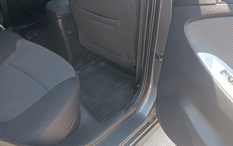 Hyundai Solaris II рестайлинг, 2012 год, 830 000 рублей, 17 фотография