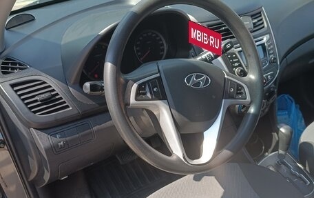 Hyundai Solaris II рестайлинг, 2012 год, 830 000 рублей, 8 фотография