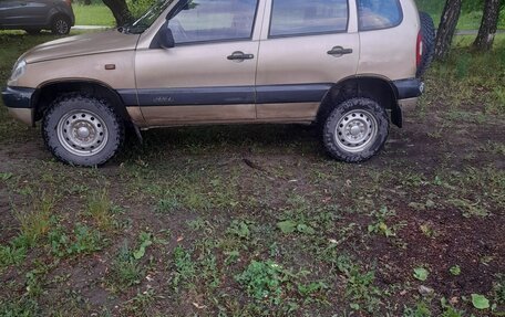 Chevrolet Niva I рестайлинг, 2005 год, 210 000 рублей, 8 фотография