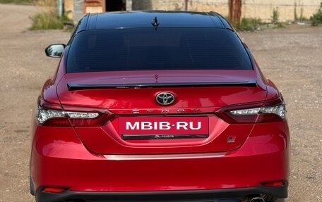 Toyota Camry, 2021 год, 3 030 000 рублей, 5 фотография