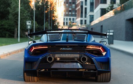 Lamborghini Huracán, 2023 год, 44 500 000 рублей, 6 фотография