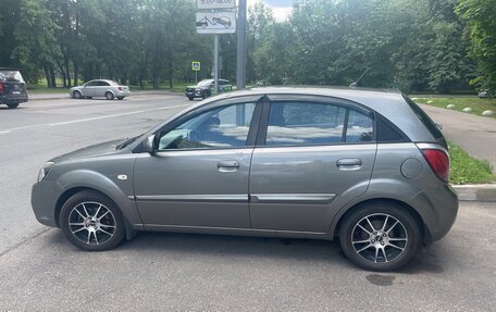 KIA Rio II, 2009 год, 400 000 рублей, 3 фотография
