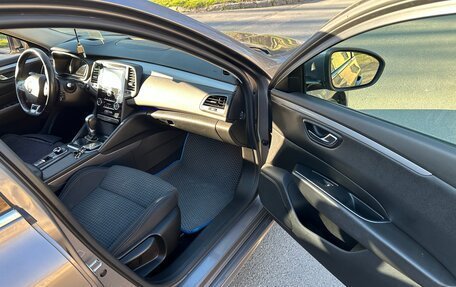Renault Talisman, 2018 год, 1 390 000 рублей, 2 фотография