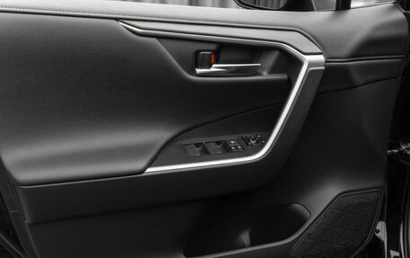 Toyota RAV4, 2020 год, 3 900 000 рублей, 14 фотография