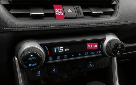 Toyota RAV4, 2020 год, 3 900 000 рублей, 16 фотография