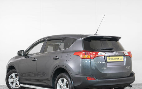 Toyota RAV4, 2015 год, 1 979 000 рублей, 5 фотография