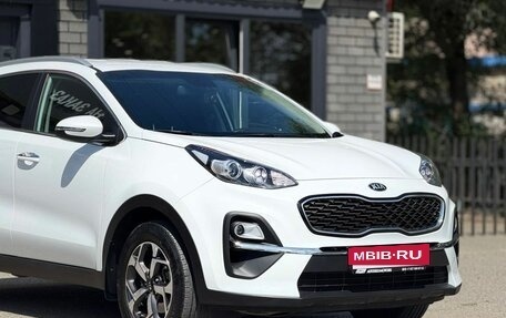 KIA Sportage IV рестайлинг, 2020 год, 2 490 000 рублей, 7 фотография