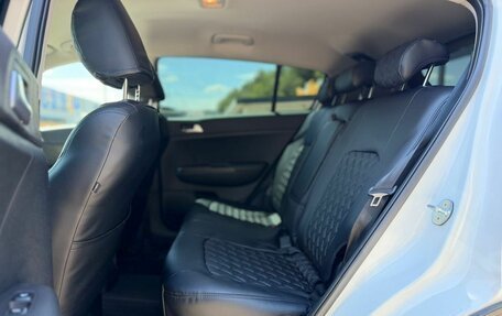 KIA Sportage IV рестайлинг, 2020 год, 2 490 000 рублей, 24 фотография