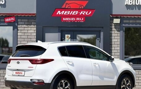 KIA Sportage IV рестайлинг, 2020 год, 2 490 000 рублей, 13 фотография