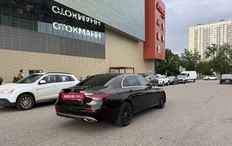 Mercedes-Benz E-Класс, 2021 год, 2 750 000 рублей, 5 фотография