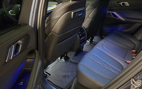 BMW X6, 2022 год, 11 000 000 рублей, 12 фотография