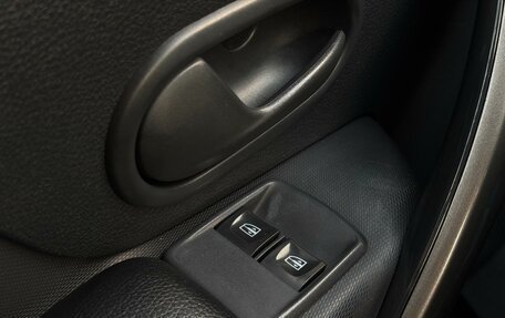 Renault Sandero II рестайлинг, 2018 год, 999 000 рублей, 13 фотография