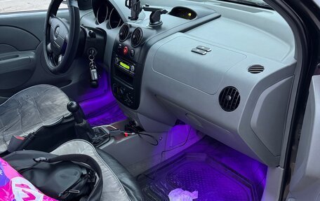 Chevrolet Aveo III, 2004 год, 200 000 рублей, 4 фотография