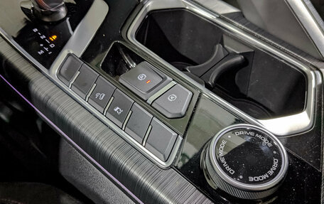 Geely Tugella FY11, 2022 год, 2 390 000 рублей, 27 фотография