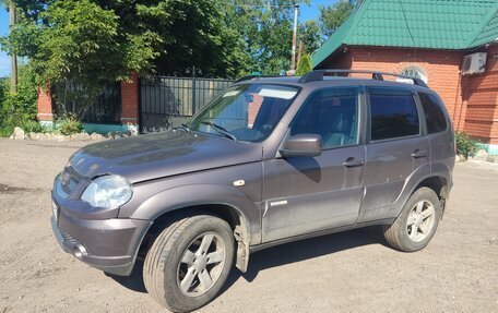 Chevrolet Niva I рестайлинг, 2014 год, 390 000 рублей, 2 фотография