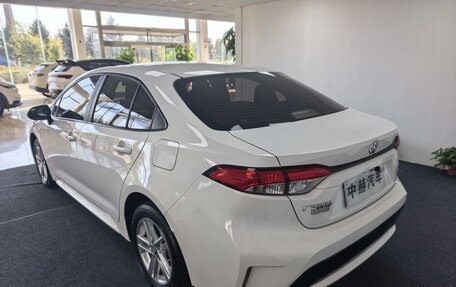 Toyota Corolla, 2021 год, 1 325 000 рублей, 4 фотография